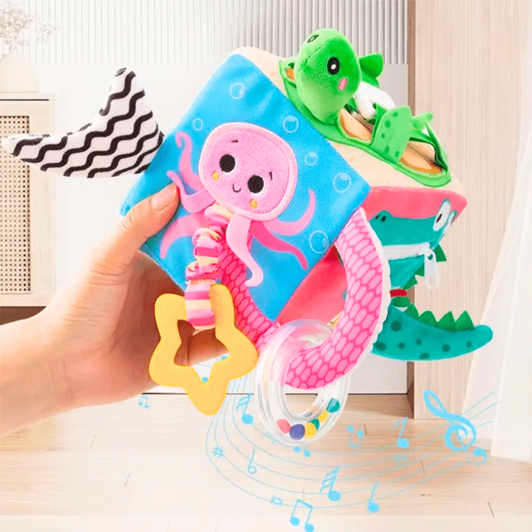 Cube d'éveil en tissu pour bébé