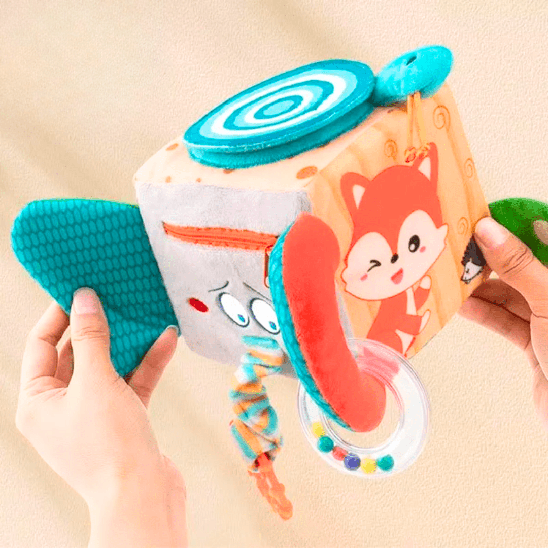 Cube d'éveil en tissu pour bébé