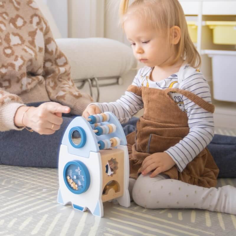 Busy Board : La fusée d'apprentissage Montessori