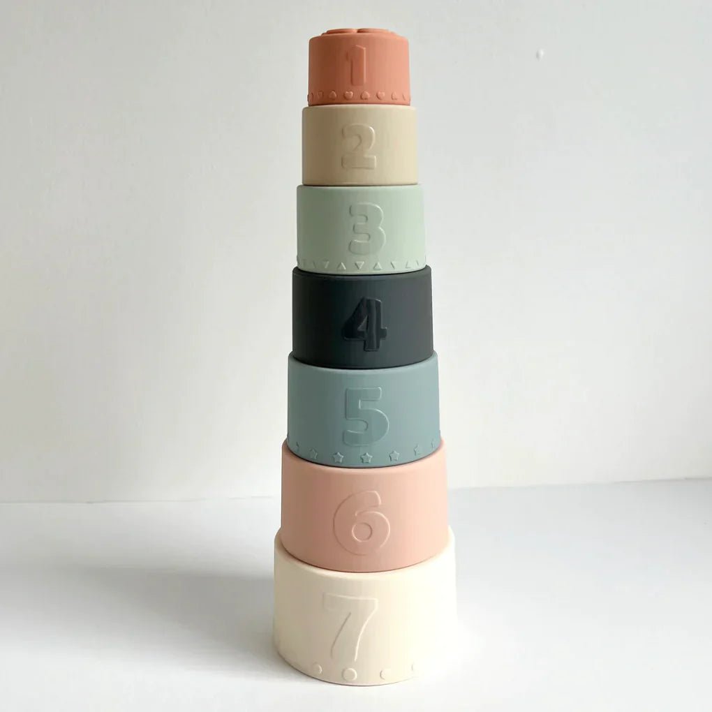 Tasses empilables Montessori