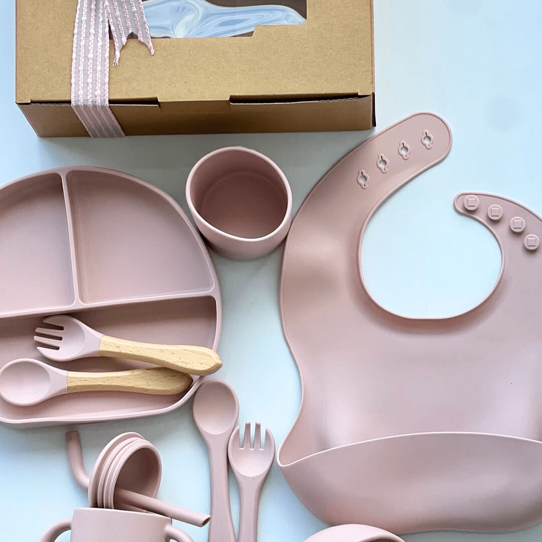 Apprendre à manger : couvert bébé Montessori